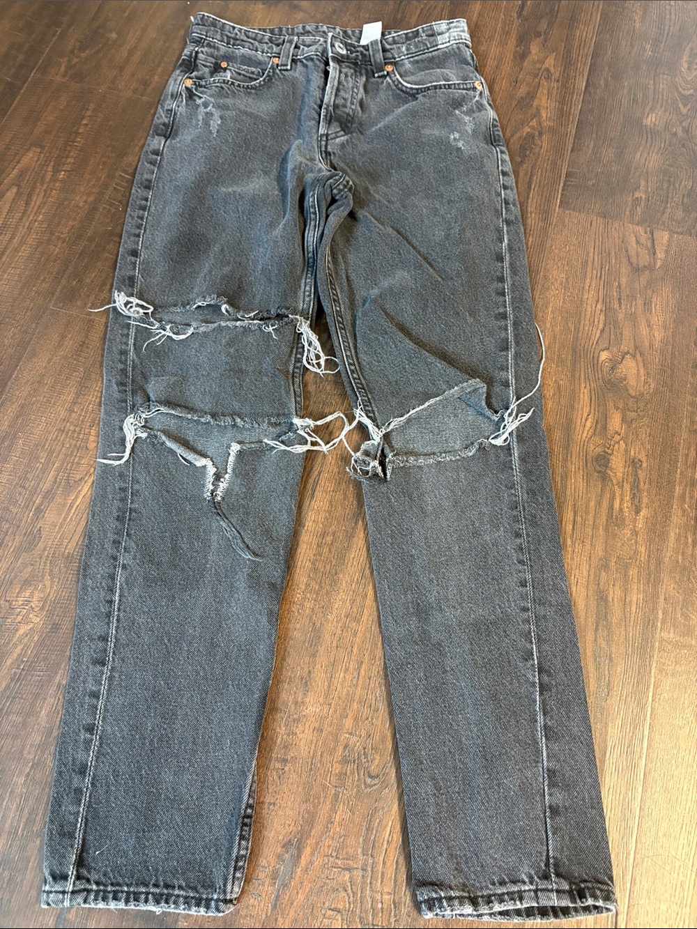 &Denim Women’s size 0 Distressed Black/Charcoal Ripped Jeans